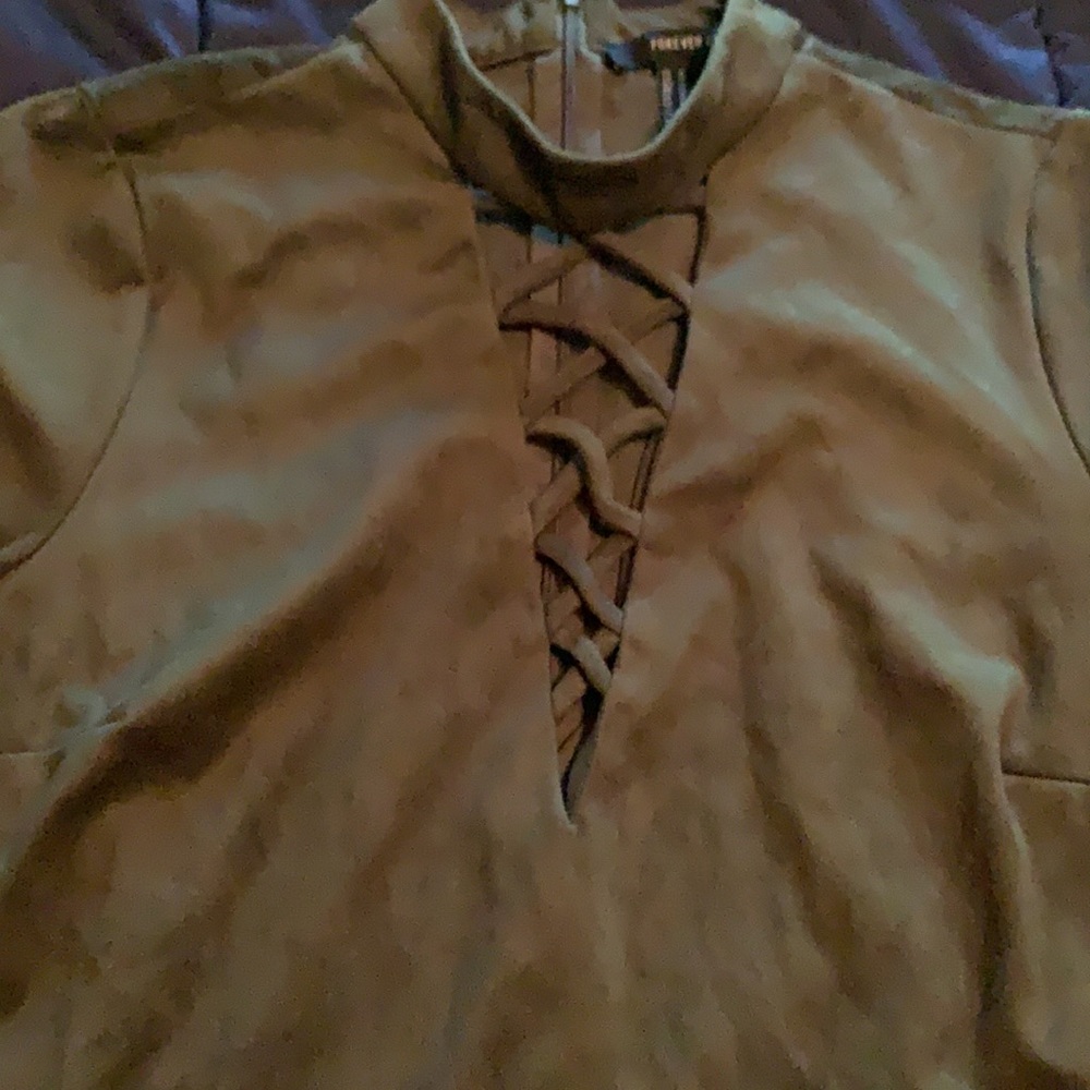 Dress - Picture 2 of 2